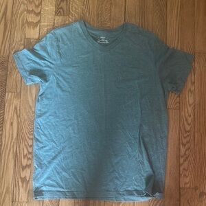 Men's Green V-Neck T-Shirt